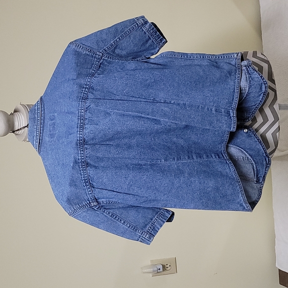 Jacket - Picture 2 of 2